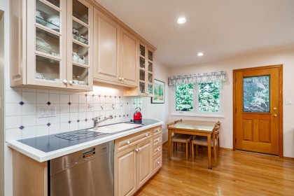 Photo 18 at 4651 Valley Road, Lynn Valley, North Vancouver