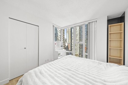 Photo 13 at 1807 - 583 Beach Crescent, Yaletown, Vancouver West