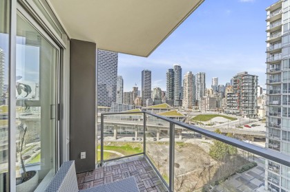 Photo 17 at 1807 - 583 Beach Crescent, Yaletown, Vancouver West