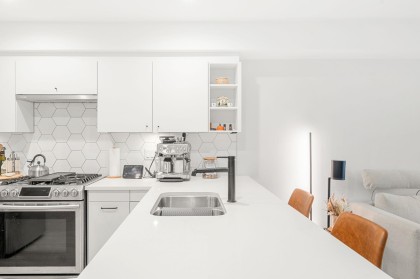 Photo 13 at 402 - 1519 Crown Street, Lynnmour, North Vancouver