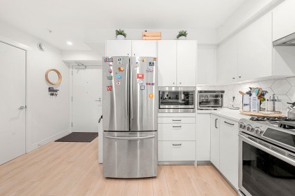 Photo 11 at 402 - 1519 Crown Street, Lynnmour, North Vancouver