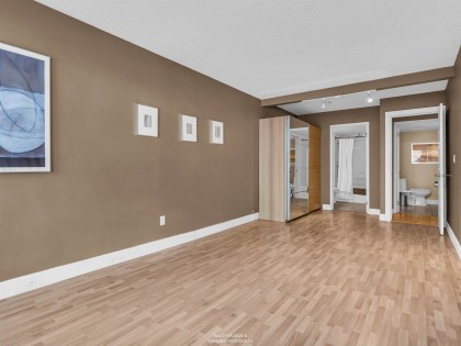 Photo 16 at 203 - 4323 Gallant Avenue, Deep Cove, North Vancouver