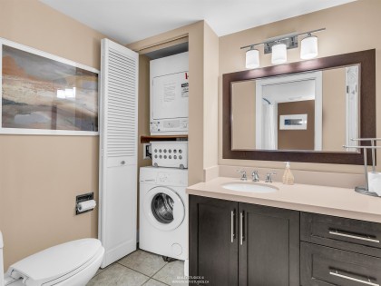 Photo 21 at 203 - 4323 Gallant Avenue, Deep Cove, North Vancouver