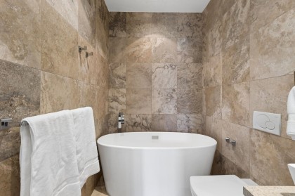 Photo 13 at 603 - 181 Athletes Way, False Creek, Vancouver West