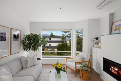 Photo 2 at 201 - 2238 W 2nd Avenue, Kitsilano, Vancouver West