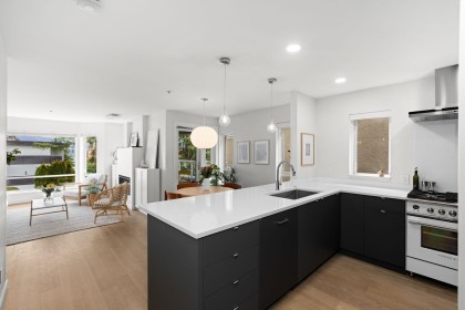 Photo 9 at 201 - 2238 W 2nd Avenue, Kitsilano, Vancouver West