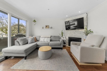 Photo 3 at 202 - 1106 W 11th Avenue, Fairview VW, Vancouver West