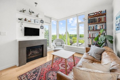 Photo 1 at 607 - 2528 Maple Street, Kitsilano, Vancouver West