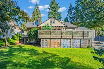 Photo 18 at 310 Macbeth Crescent, Cedardale, West Vancouver