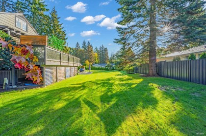 Photo 19 at 310 Macbeth Crescent, Cedardale, West Vancouver