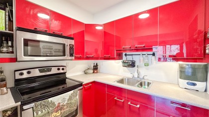 Photo 6 at 202 - 2080 Maple Street, Kitsilano, Vancouver West