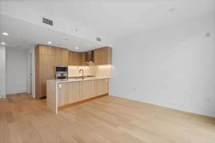 Photo 22 at 307 - 2096 W 47th Avenue, Kerrisdale, Vancouver West