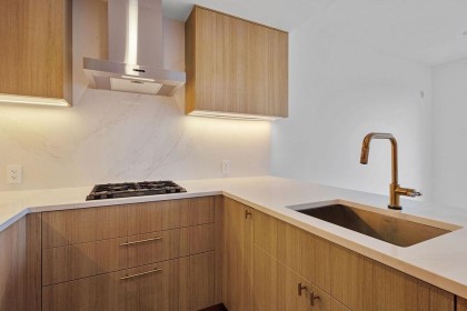 Photo 8 at 307 - 2096 W 47th Avenue, Kerrisdale, Vancouver West