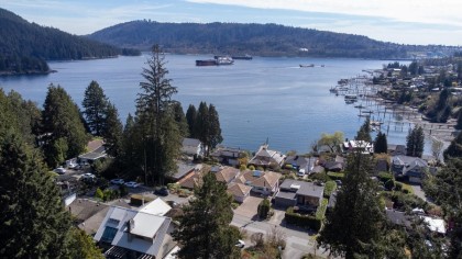 Photo 1 at 4493 Epps Avenue, Deep Cove, North Vancouver