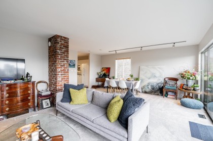 Photo 6 at 967 W 8th Avenue, Fairview VW, Vancouver West