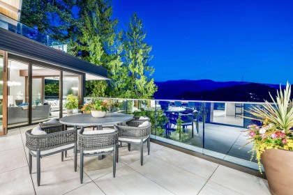 Photo 3 at 1840 Naomi Place, Deep Cove, North Vancouver