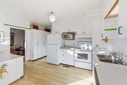 Photo 10 at 3760 W 29th Avenue, Dunbar, Vancouver West