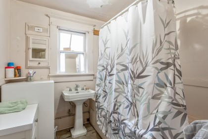 Photo 27 at 2582 W 6th Avenue, Kitsilano, Vancouver West