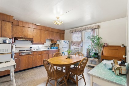 Photo 26 at 2582 W 6th Avenue, Kitsilano, Vancouver West