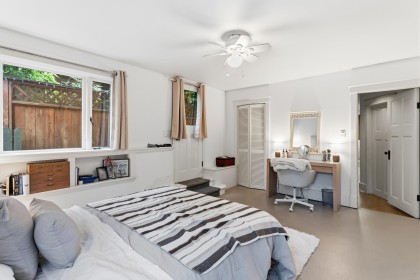 Photo 36 at 2582 W 6th Avenue, Kitsilano, Vancouver West