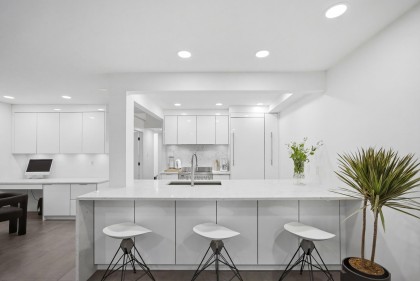 Photo 10 at 3321 Mountain Highway, Lynn Valley, North Vancouver