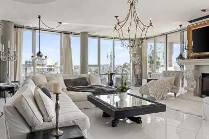 Photo 4 at 3701 - 1495 Richards Street, Yaletown, Vancouver West