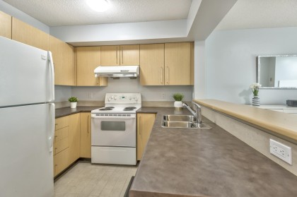 Photo 4 at 308 - 2768 Cranberry Drive, Kitsilano, Vancouver West