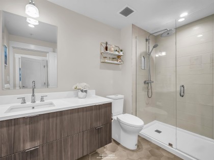 Photo 21 at 401 - 1496 Charlotte Road, Lynnmour, North Vancouver