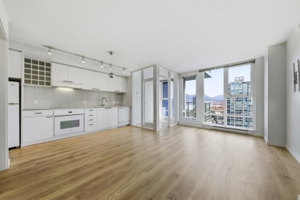 Photo 3 at 2607 - 602 Citadel Parade, Downtown VW, Vancouver West