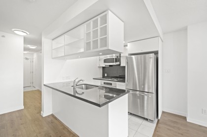 Photo 13 at 910 - 833 Seymour Street, Downtown VW, Vancouver West