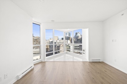 Photo 4 at 910 - 833 Seymour Street, Downtown VW, Vancouver West