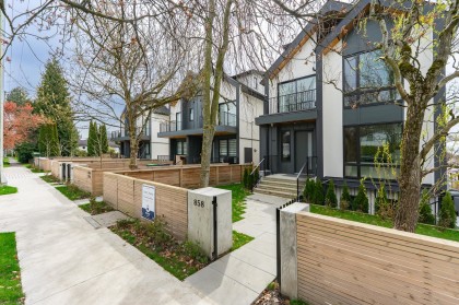 Photo 2 at 858 W 64th Avenue, Marpole, Vancouver West