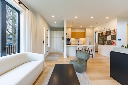 Photo 16 at 858 W 64th Avenue, Marpole, Vancouver West