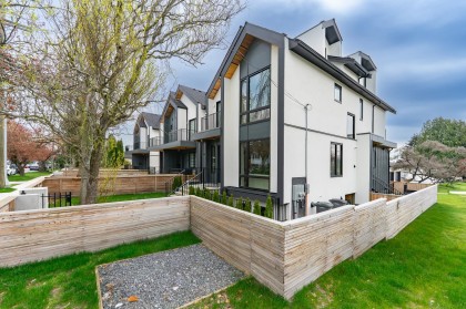 Photo 37 at 858 W 64th Avenue, Marpole, Vancouver West