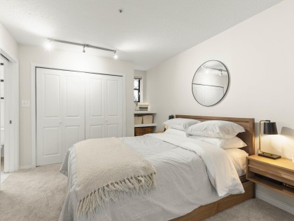 Photo 13 at 232 W 14th Avenue, Mount Pleasant VW, Vancouver West