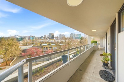 Photo 35 at 533 - 666 Leg In Boot Square, False Creek, Vancouver West