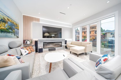 Photo 12 at 1 - 4085 41st Avenue, Dunbar, Vancouver West