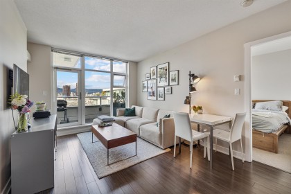 Photo 1 at 820 - 1777 W 7th Avenue, Fairview VW, Vancouver West