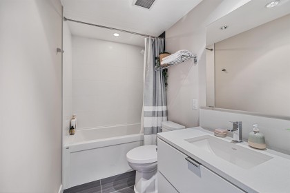 Photo 19 at 820 - 1777 W 7th Avenue, Fairview VW, Vancouver West