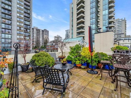 Photo 2 at 302 - 1311 Beach Avenue, West End VW, Vancouver West