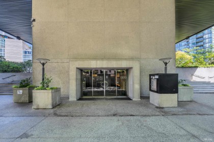 Photo 23 at 1113 - 1333 W Georgia Street, Coal Harbour, Vancouver West
