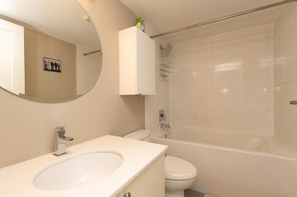 Photo 11 at 3062 Willow Street, Fairview VW, Vancouver West