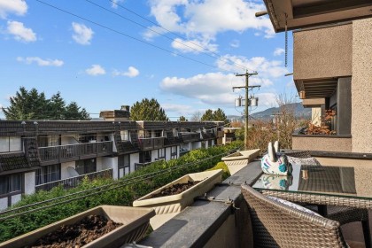 Photo 23 at 201 - 341 Mahon Avenue, Lower Lonsdale, North Vancouver