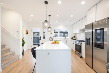 Photo 5 at 444 - 545 E 2nd Street, Lower Lonsdale, North Vancouver