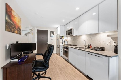 Photo 7 at 3 - 2651 Library Lane, Lynn Valley, North Vancouver