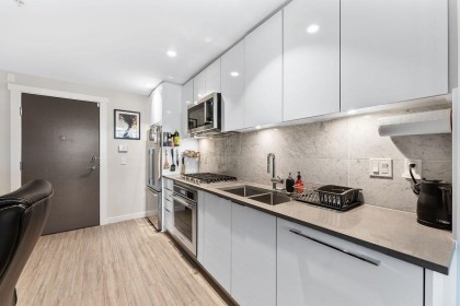 Photo 8 at 3 - 2651 Library Lane, Lynn Valley, North Vancouver