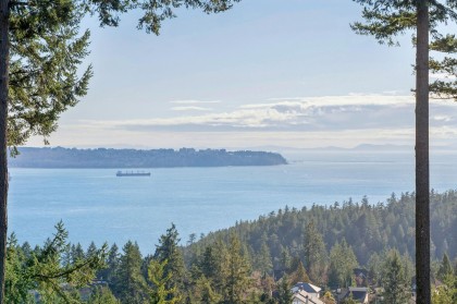 Photo 5 at 7 - 5110 Alderfeild Place, Upper Caulfeild, West Vancouver