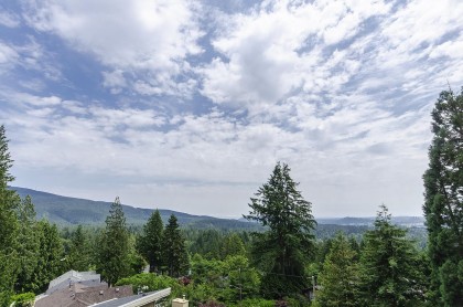 Photo 5 at 1241 Coleman Street, Lynn Valley, North Vancouver