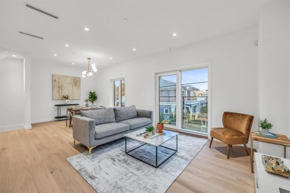 Photo 6 at 1016 W 52nd Avenue, South Granville, Vancouver West