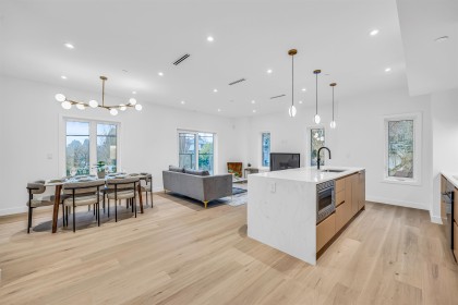 Photo 12 at 1016 W 52nd Avenue, South Granville, Vancouver West